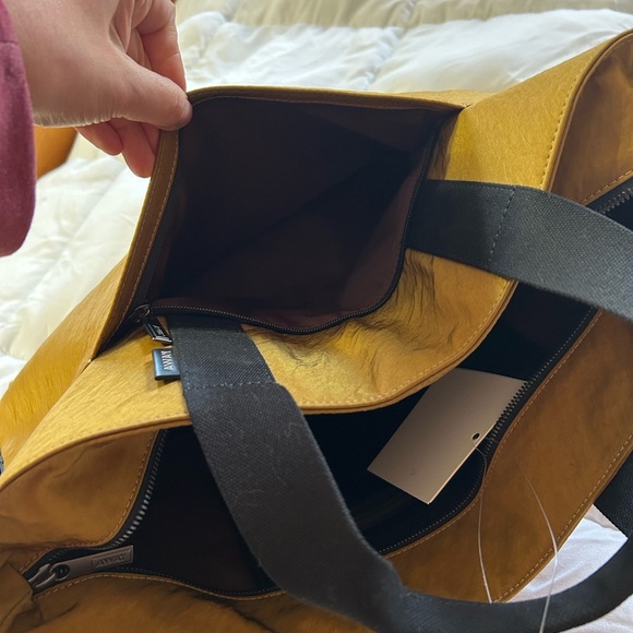 Away Explorer Tote bag first run sample NWT - Picture 6 of 11